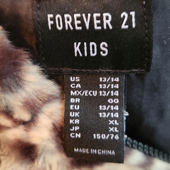 Beutiful soft, very soft coat - Picture 5 of 10